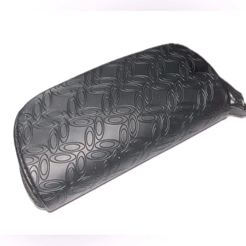 Oakley Men’s Black Sunglasses Case *Does not include cloth or glasses - Picture 9 of 9